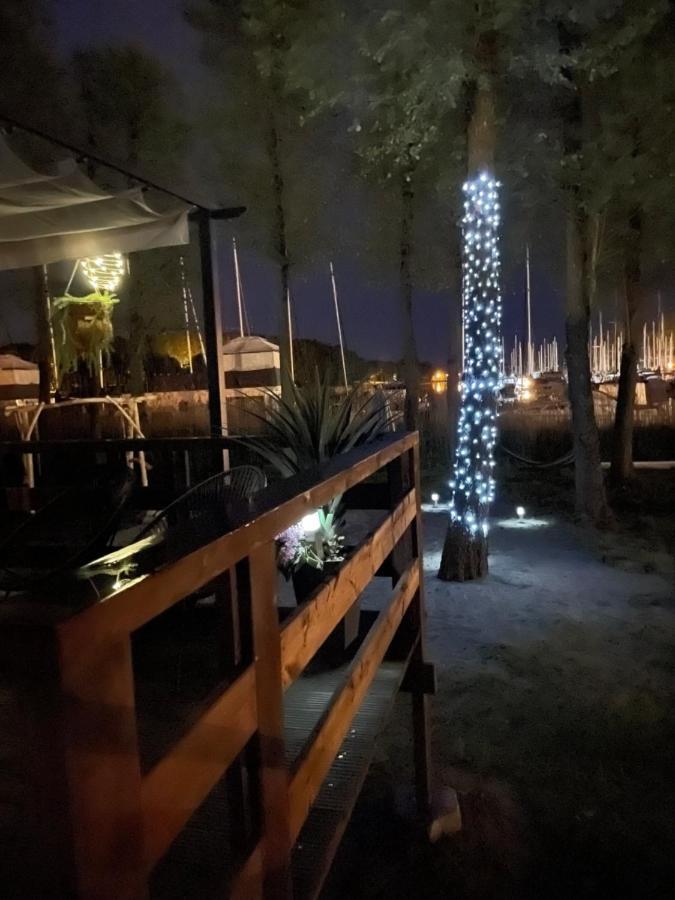 גיז'יצקו Xoxo Lake House מראה חיצוני תמונה